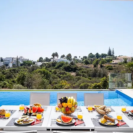 Boa Vida - Piscina Aquecivel, Jacuzzi E Bbq 别墅 Armação de Pêra