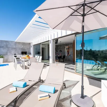 Boa Vida - Piscina Aquecivel, Jacuzzi E Bbq * Armação de Pêra