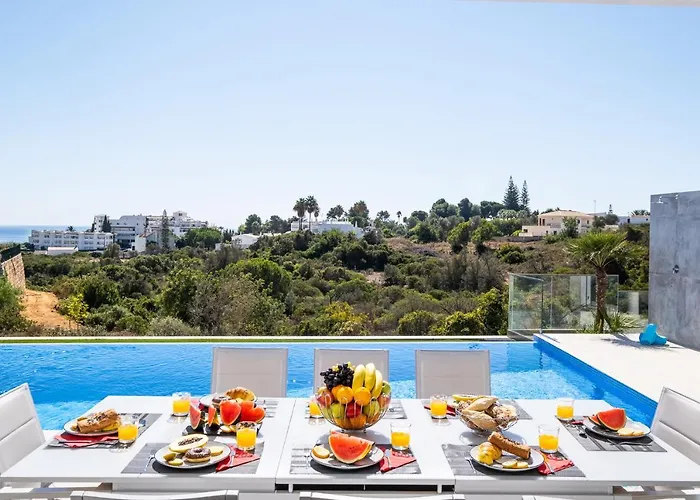 Boa Vida By Algarve Vacation Villa Armação de Pêra